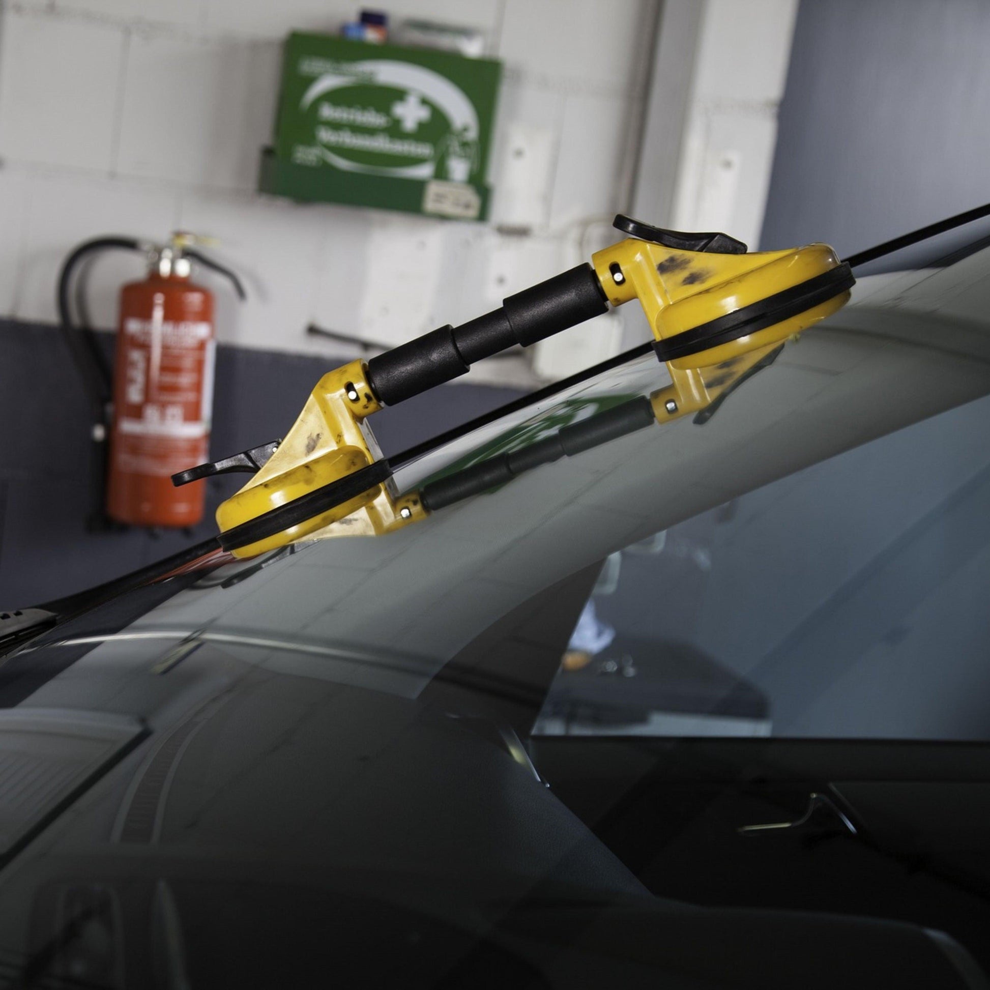 Windshield Replacement - Wingtech Automotive Services